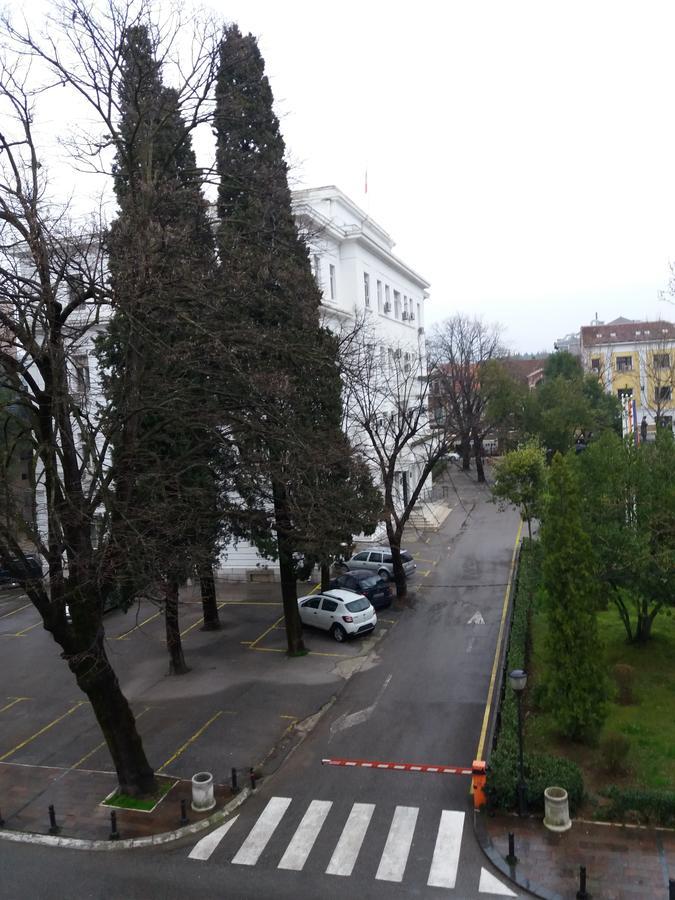 Apartment Studio Center Podgorica Buitenkant foto
